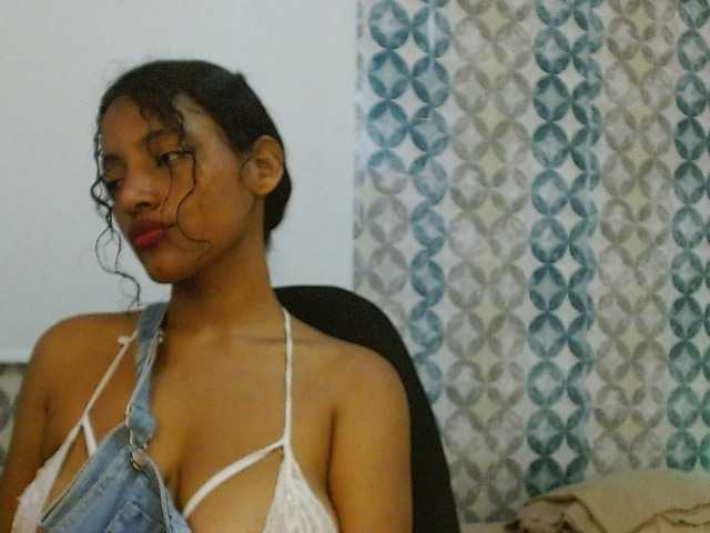 isabellacarson live cam on BongaCams