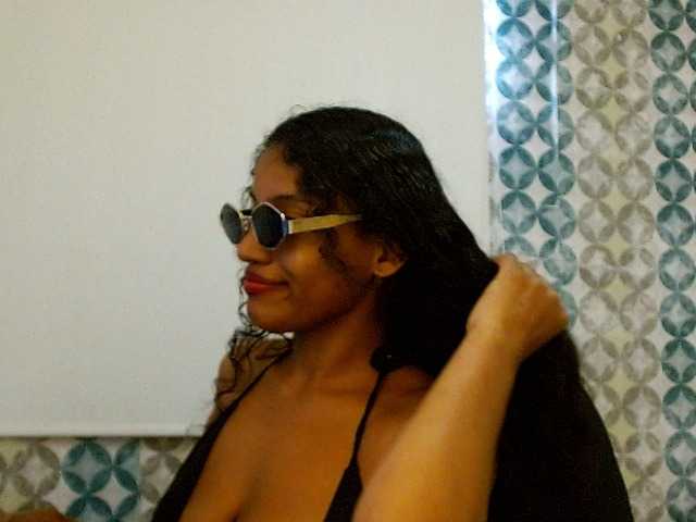 isabellacarson live cam on BongaCams