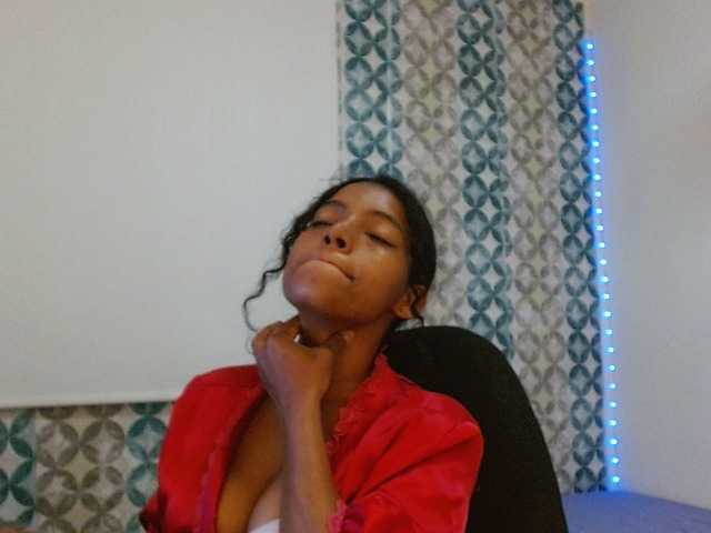 isabellacarson live cam on BongaCams