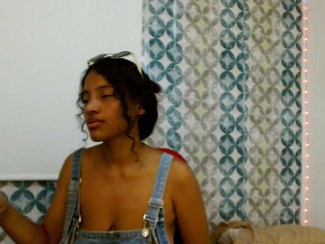 isabellacarson live cam on BongaCams