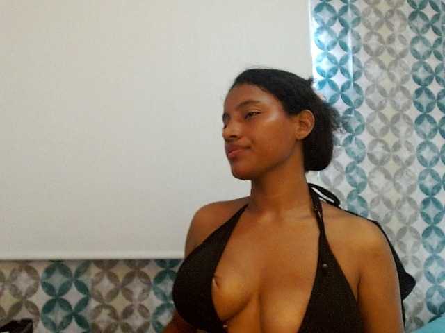 isabellacarson live cam on BongaCams