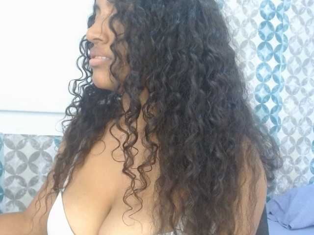 isabellacarson live cam on BongaCams