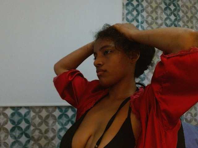 isabellacarson live cam on BongaCams