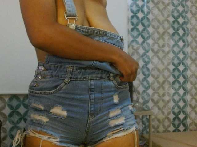 isabellacarson live cam on BongaCams