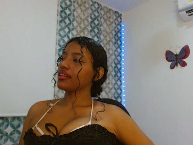 isabellacarson live cam on BongaCams