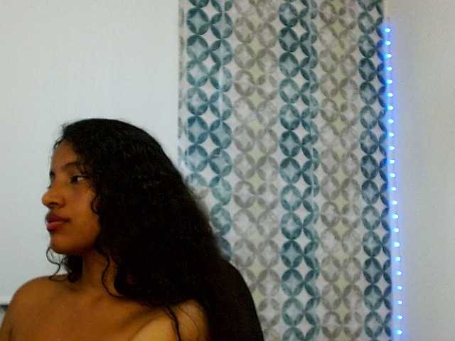 isabellacarson live cam on BongaCams