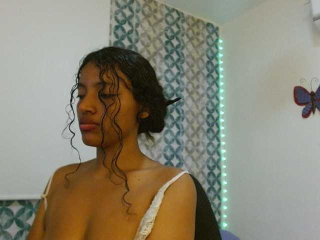isabellacarson live cam on BongaCams