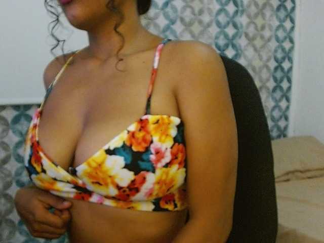 isabellacarson live cam on BongaCams
