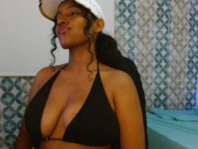 isabellacarson live cam on BongaCams