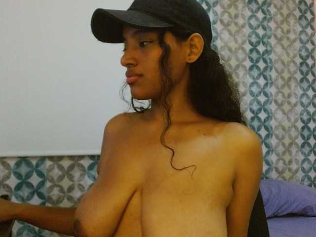 isabellacarson live cam on BongaCams