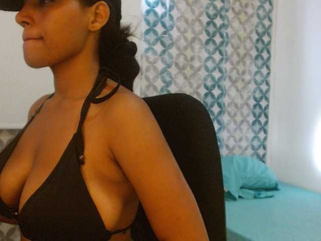 isabellacarson live cam on BongaCams
