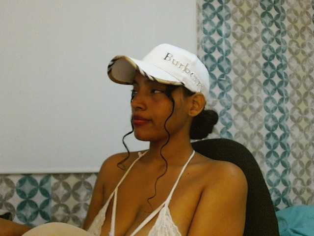 isabellacarson live cam on BongaCams