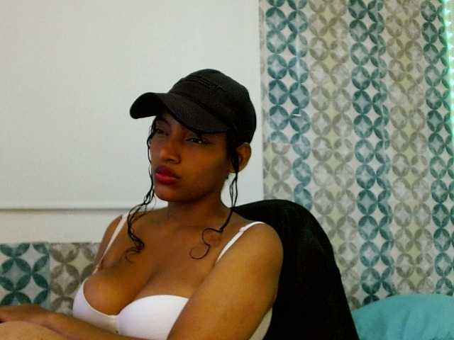 isabellacarson live cam on BongaCams