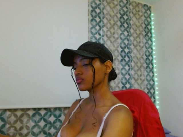 isabellacarson live cam on BongaCams