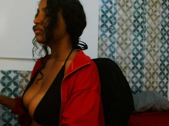 isabellacarson live cam on BongaCams