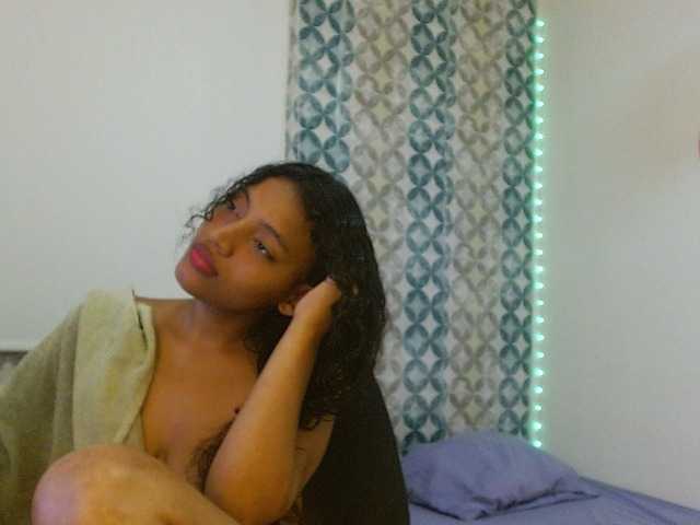 isabellacarson live cam on BongaCams