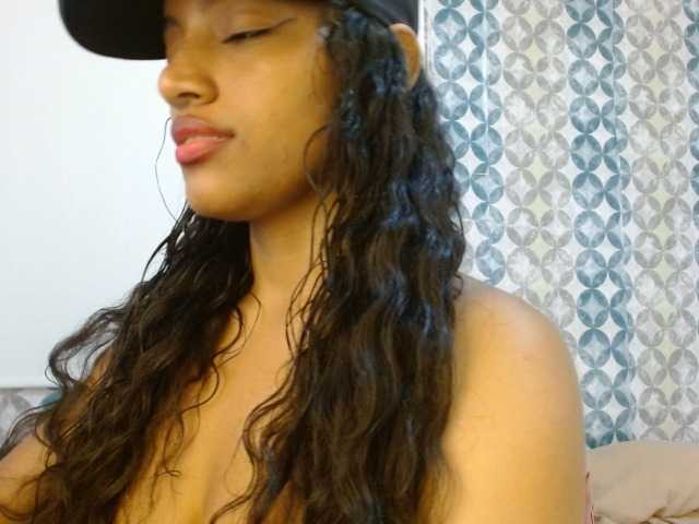 isabellacarson live cam on BongaCams