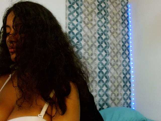 isabellacarson live cam on BongaCams