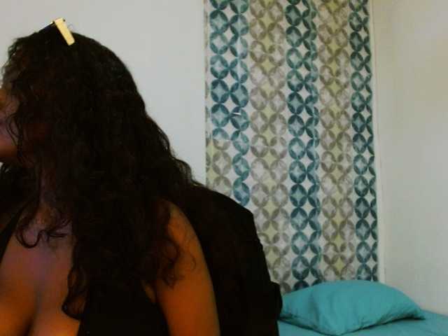 isabellacarson live cam on BongaCams