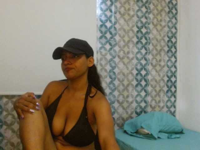 isabellacarson live cam on BongaCams