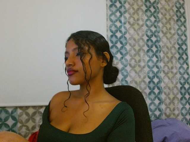 isabellacarson live cam on BongaCams