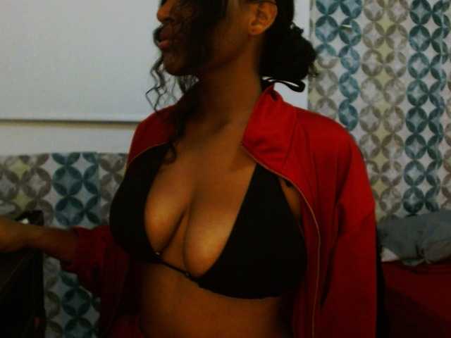 isabellacarson live cam on BongaCams