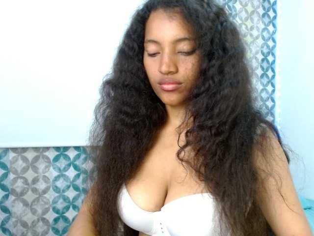 isabellacarson live cam on BongaCams