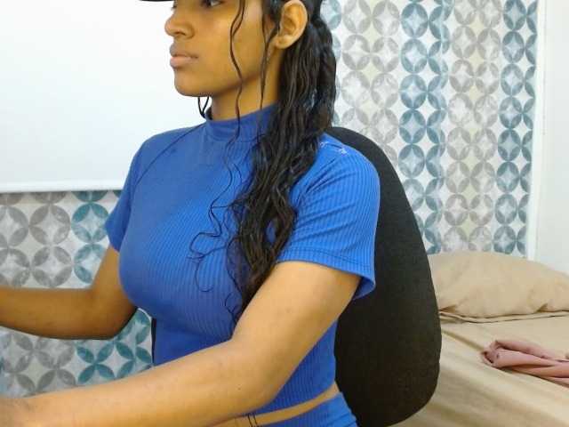 isabellacarson live cam on BongaCams