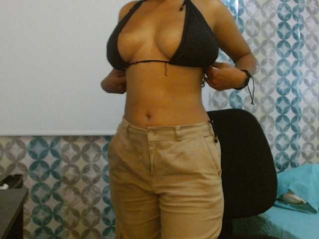 isabellacarson live cam on BongaCams