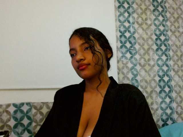 isabellacarson live cam on BongaCams