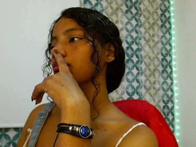 isabellacarson live cam on BongaCams