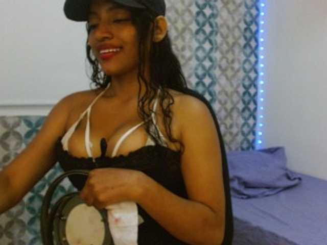 isabellacarson live cam on BongaCams