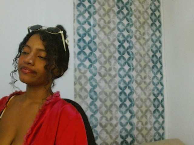 isabellacarson live cam on BongaCams