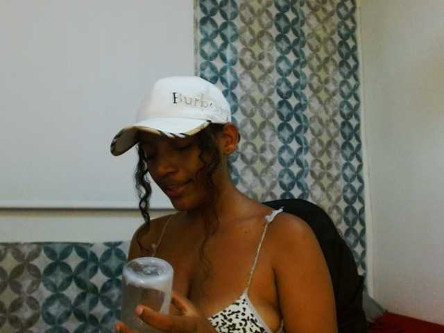 isabellacarson live cam on BongaCams