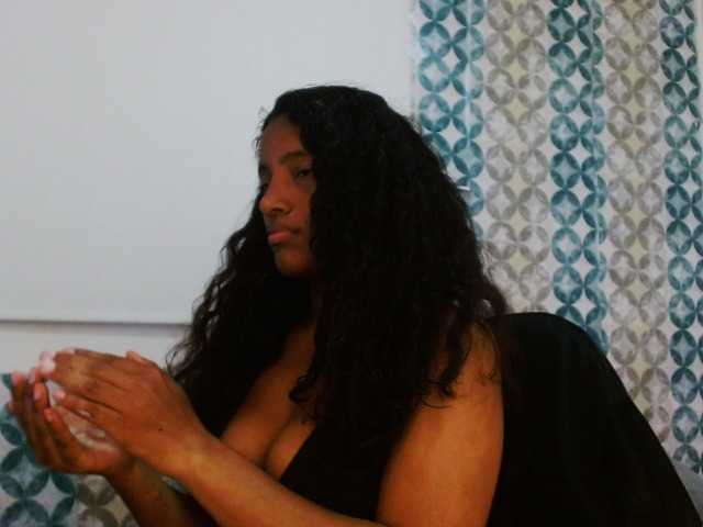 isabellacarson live cam on BongaCams