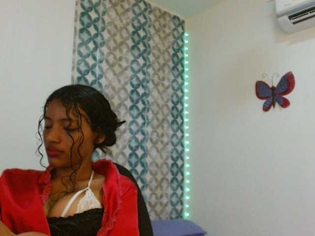 isabellacarson live cam on BongaCams
