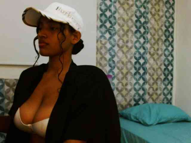 isabellacarson webcam