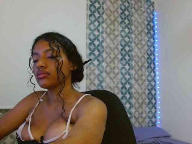 isabellacarson webcam