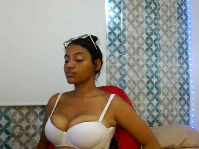 isabellacarson webcam