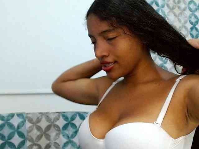isabellacarson webcam