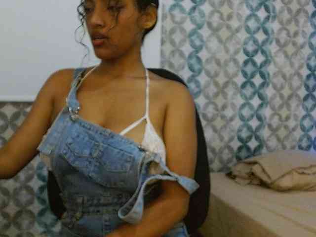 isabellacarson webcam