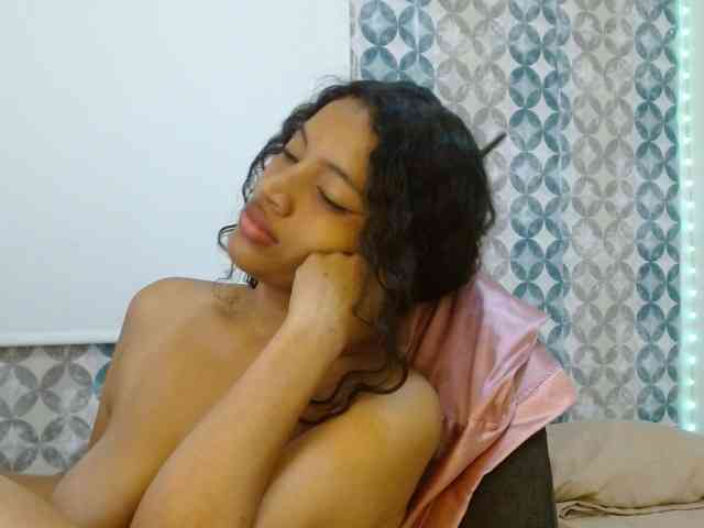 isabellacarson webcam