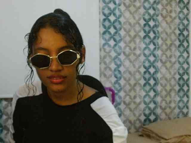 isabellacarson webcam