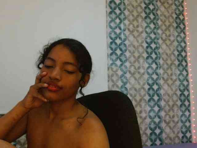 isabellacarson webcam
