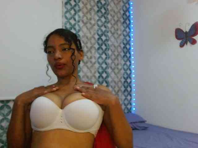 isabellacarson webcam