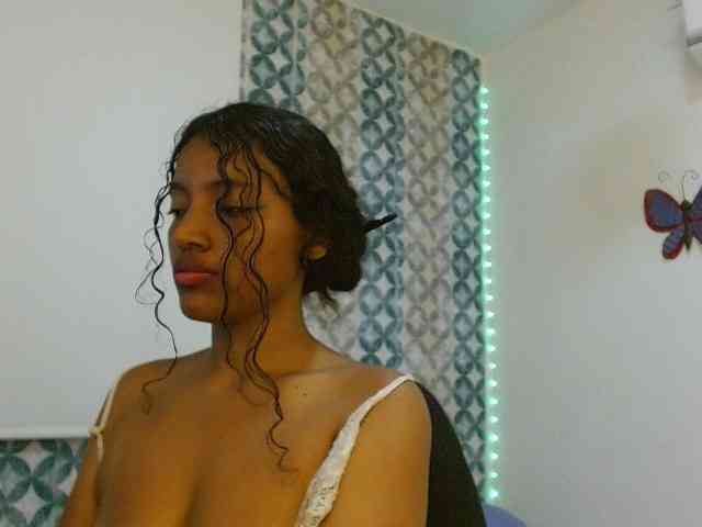 isabellacarson webcam