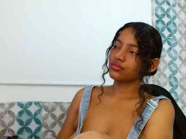 isabellacarson webcam