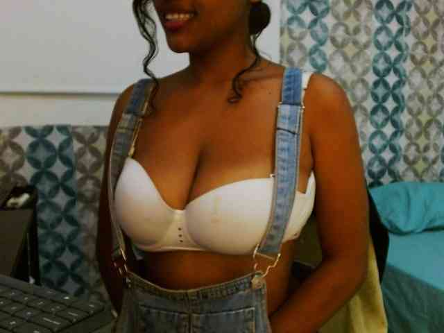 isabellacarson webcam