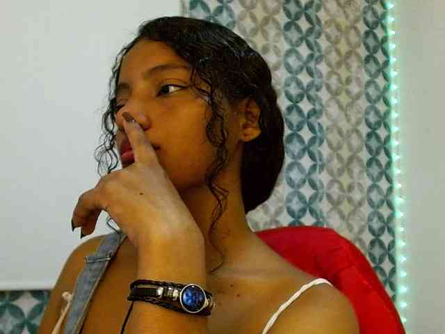 isabellacarson webcam