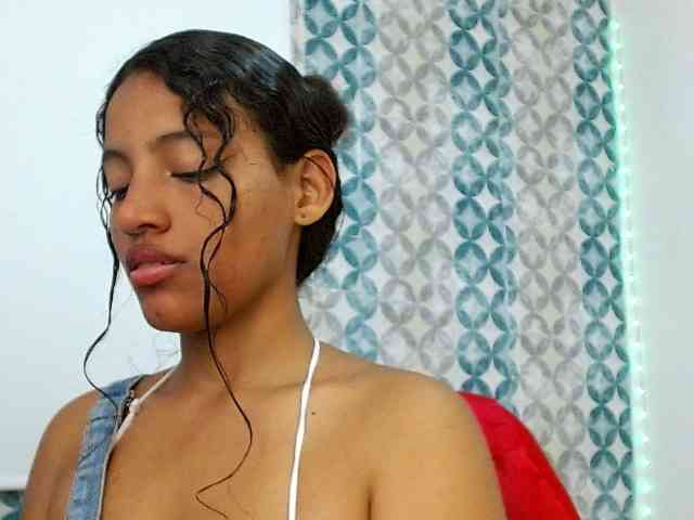 isabellacarson webcam